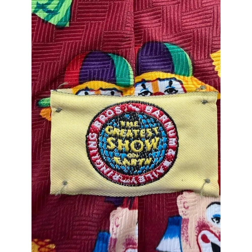 intage Ringling Bros Barnum & Bailey Clown Tie Greatest Show on Earth Red - Picture 3 of 4